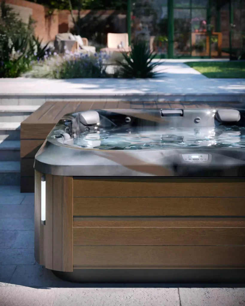 jht jacuzzi hot tub closeup 819x1024 1